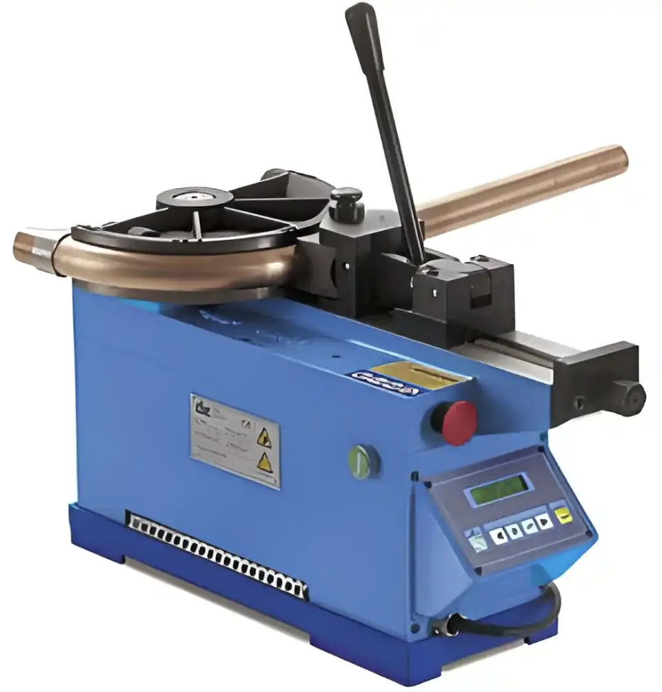 Digitale Rohrbiegemaschine CBC UNI 42 A mit Bedienfeld Digitale Rohrbiegemaschine CBC UNI 42 A mit Bedienfeld
